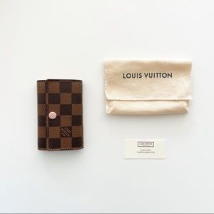 Louis Vuitton 6 key holder